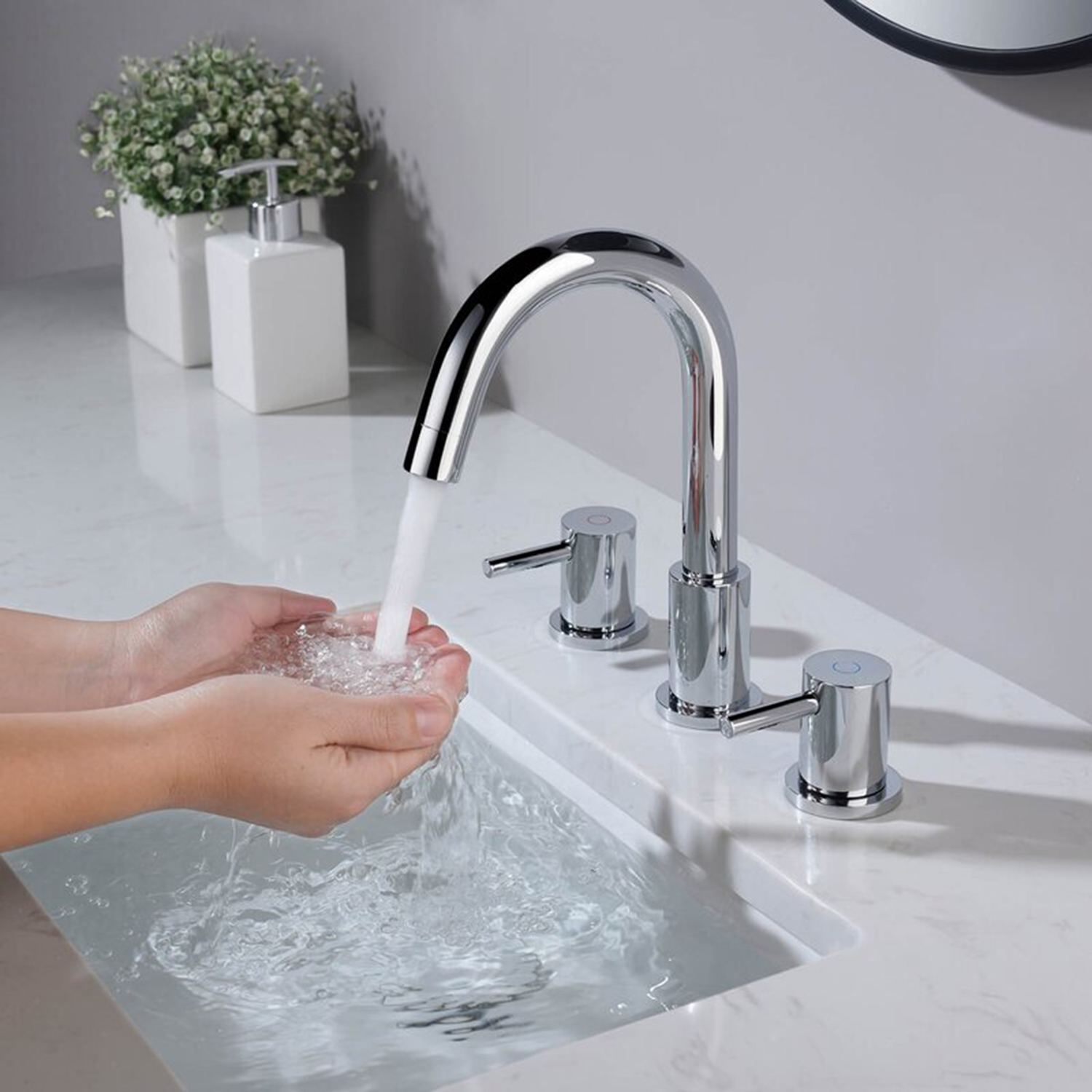 Aquacubic cUPC Бессвинцовый 8-дюймовый широко распространенный хромированный смеситель для ванной комнаты с 2 ручками и сливным узлом