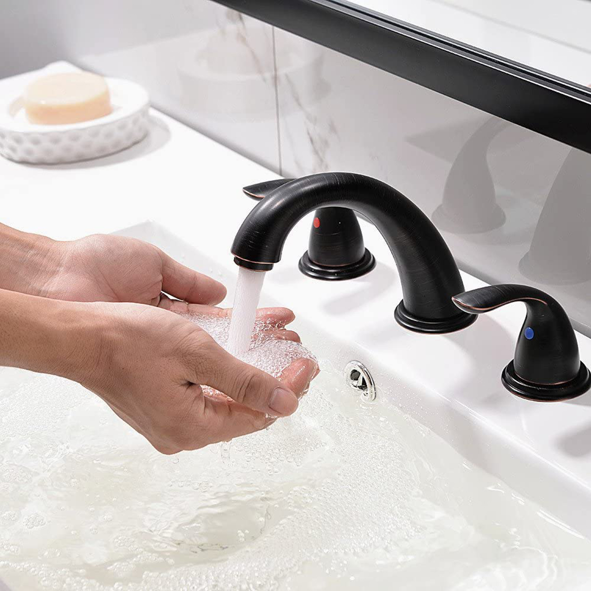 Широко распространенные смесители для ванной комнаты с 3 отверстиями, сертифицированные CUPC в благородном промышленном стиле, втирают масло в черный цвет